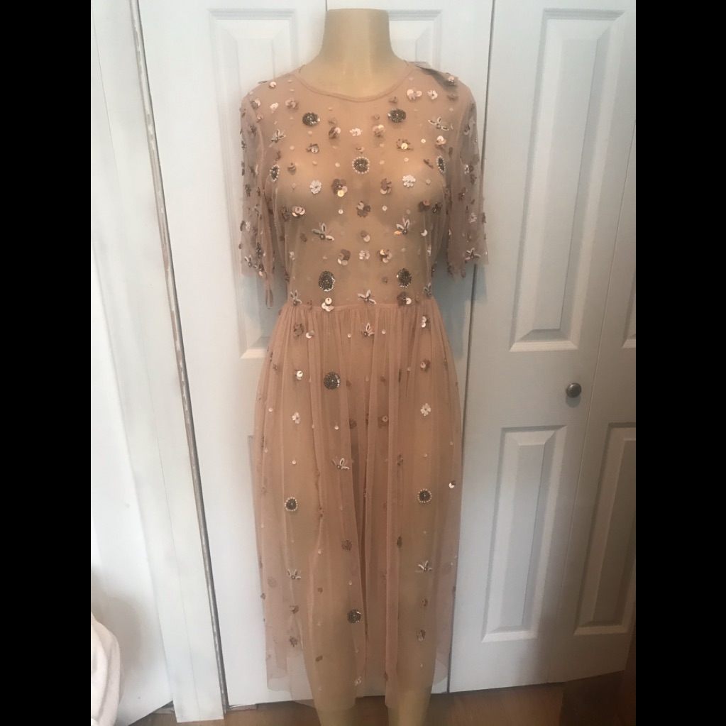 Embroidered Floral Midi Dress In Tan